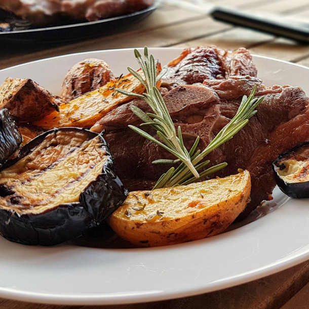 Selle d'agneau en cocotte