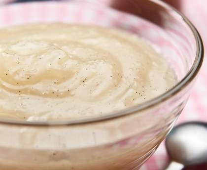 Semoule au lait arômatisée à la fleur d'oranger