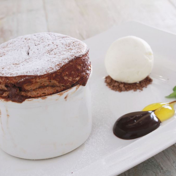 soufflés au chocolat et au rhum