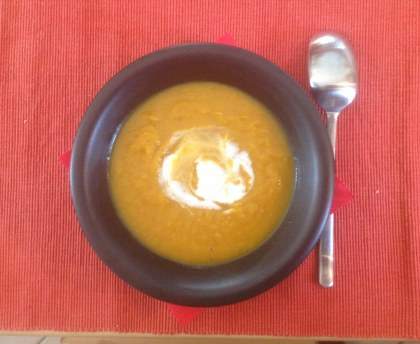 Soupe à la courge butternut et à la patate douce