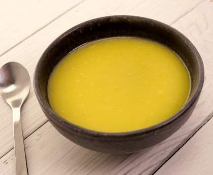 Soupe à la courgette et au curry