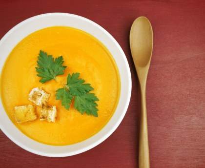 Soupe au chou-fleur, carotte et cumin