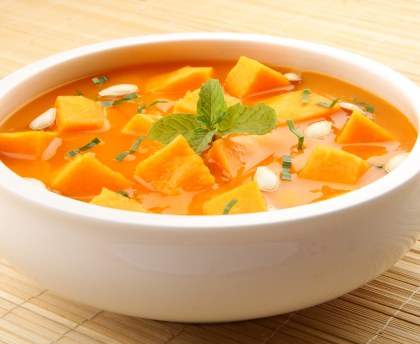 Soupe carotte, patate douce et coriandre