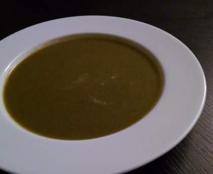 Soupe de courge, feuilles de blettes et lait de coco
