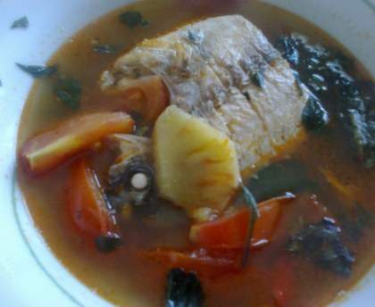 Soupe de dorade à l'ananas