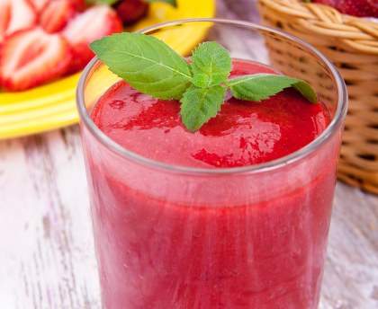 Soupe de fraises à la menthe