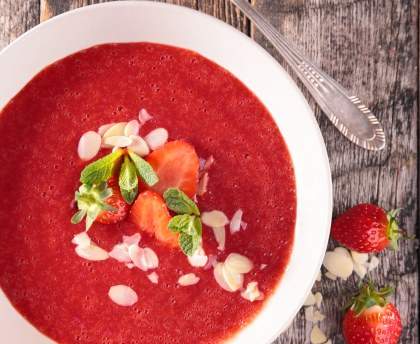 Soupe de fraises au CARRÉ SALADE