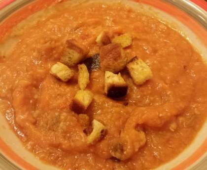 Soupe de haricots blancs à la tomate