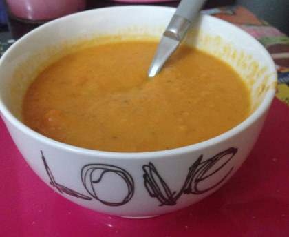 Soupe du soleil (carotte, tomate, paprika et origan)