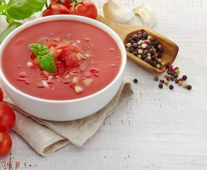 Soupe fraicheur à la tomate ( rapide )