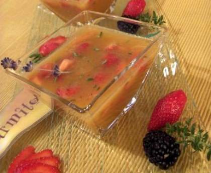 Soupe fraise melon au thym et à la lavande