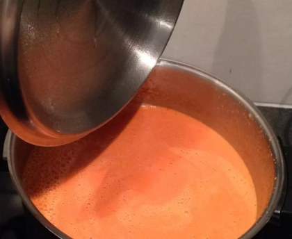 Soupe poivrons, tomates et mascarpone