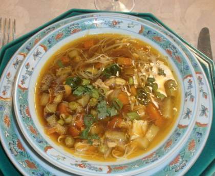 Soupe thaïlandaise diététique, express