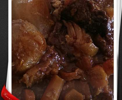 Souris d'agneau confites en marmite