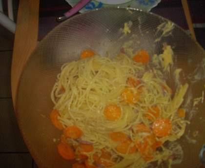 Spaghetti aux carottes sauce moutarde