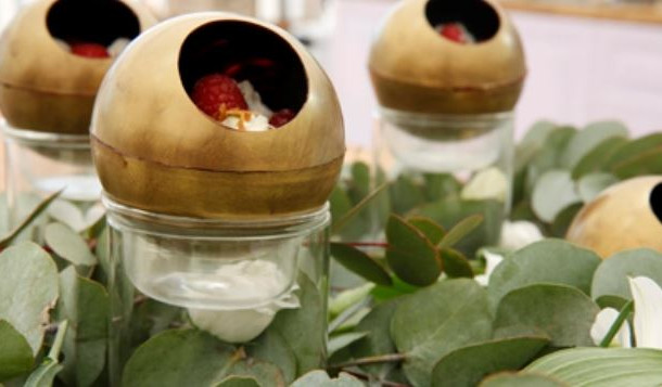 Sphère croustillante chocolat et framboise
