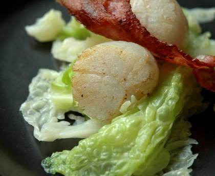 St Jacques au chou vert et lardons