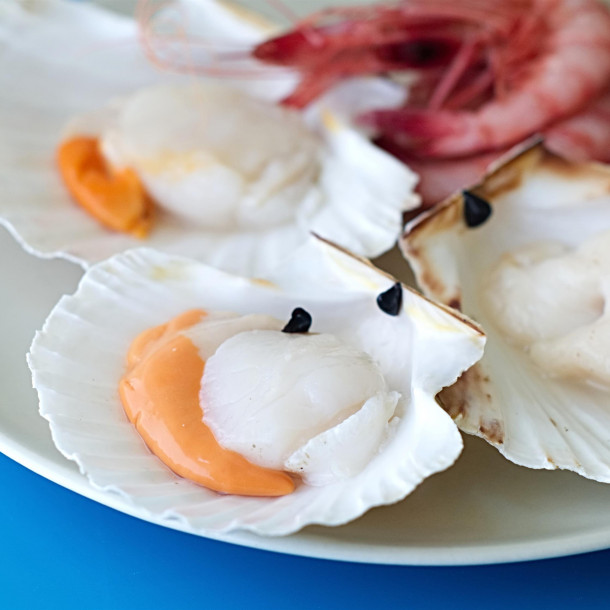 St jacques et crevettes aux champignons et poireaux