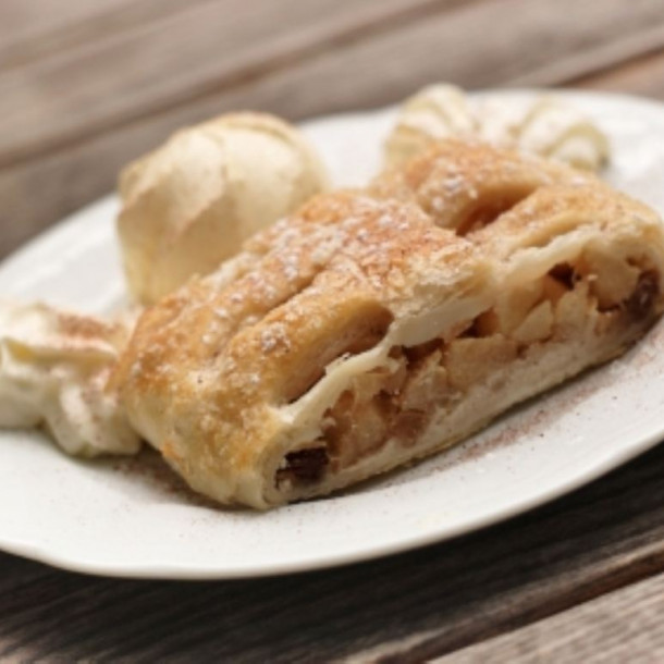 Strudel aux pommes à la Tchèque