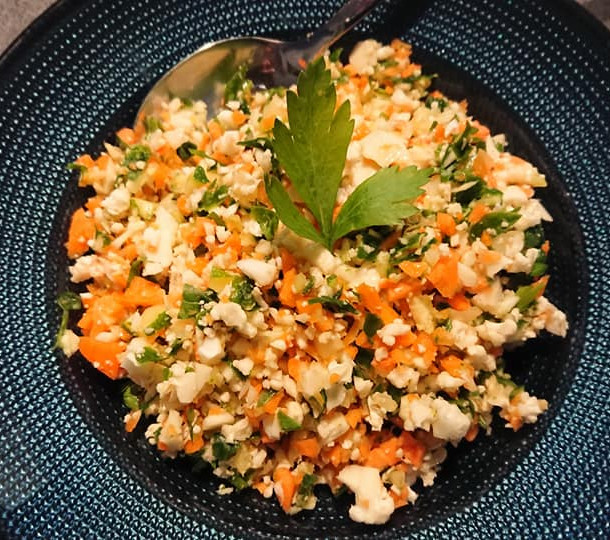 Taboulé détox aux légumes crus par Tupperware