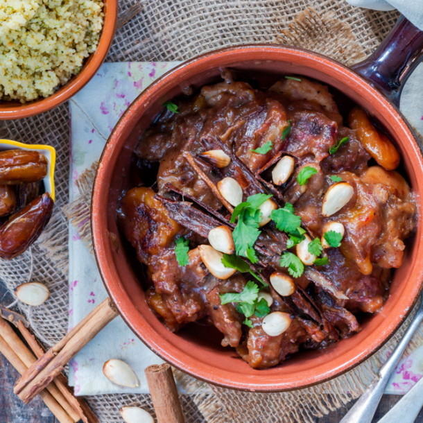 Tajine aux dattes et au miel