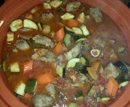 Tajine d'agneau aux légumes et citrons confits