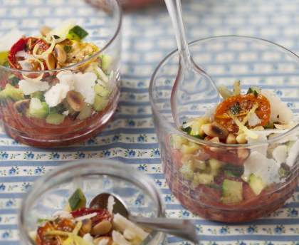 Tartare de tomates et courgettes en verrines