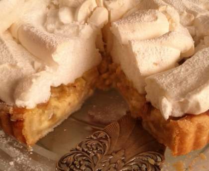 Tarte à la rhubarbe meringuée alsacienne
