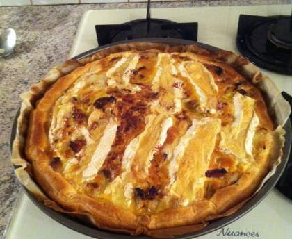 Tarte au brie et aux poireaux