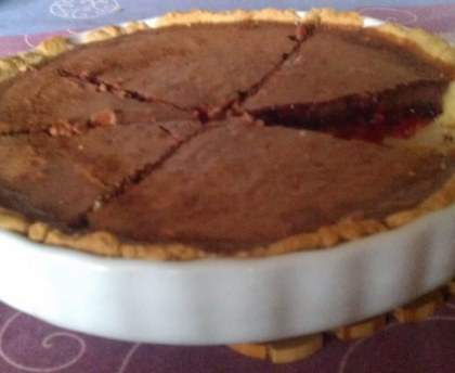 Tarte au chocolat noir et pralines
