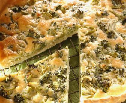 Tarte aux brocolis et à la poudre d'amandes