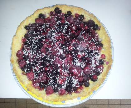 Tarte aux fruits rouges, pâte sablée coco