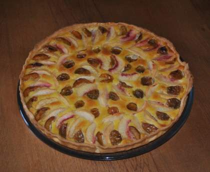 Tarte aux pêches et prunes