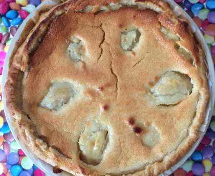 Tarte aux poires et aux amandes