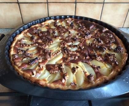 Tarte aux poires et aux noix