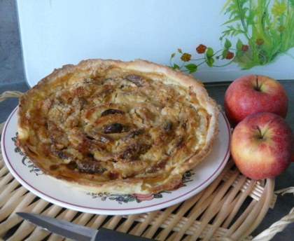 Tarte aux pommes et abricots secs