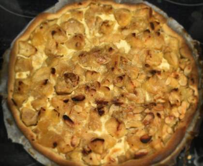 Tarte aux pommes et aux amandes croquantes