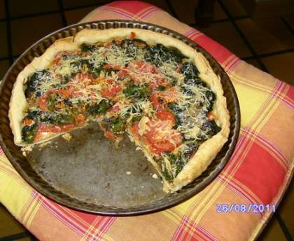 Tarte aux tomates et feuilles de bettes
