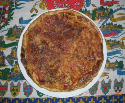 Tarte express jambon - poivrons grillés - oignons rouges
