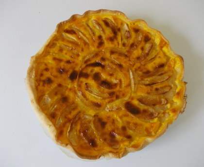 Tarte facile aux pommes et à la crème
