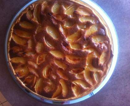 Tarte feuilletée aux pommes et frangipane