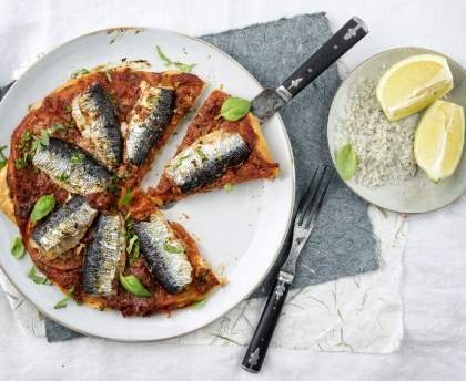 Tarte fine aux filets de sardine