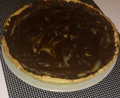 Tarte marbrée chocolat-caramel au beurre salé