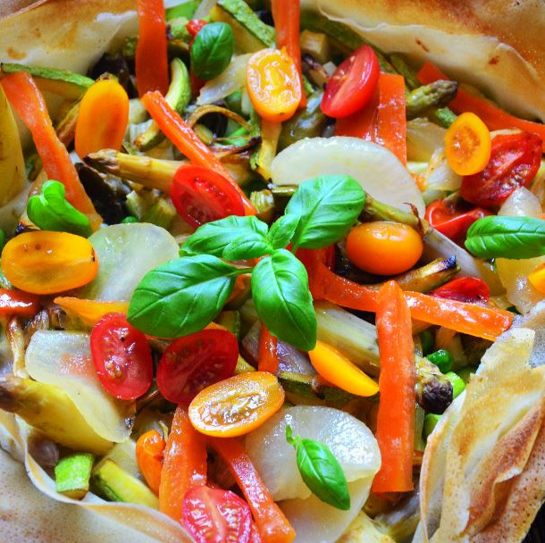 Tarte méli-mélo aux légumes du printemps en feuilles de brick