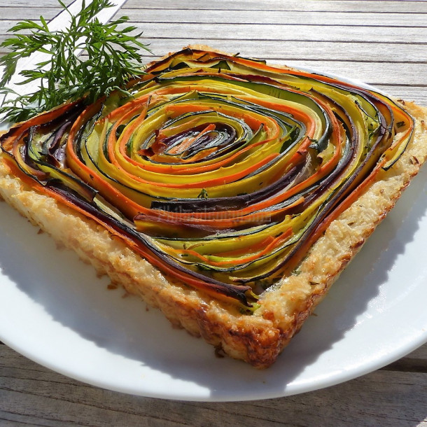 Tarte spirale aux légumes en croûte de riz (sans gluten)