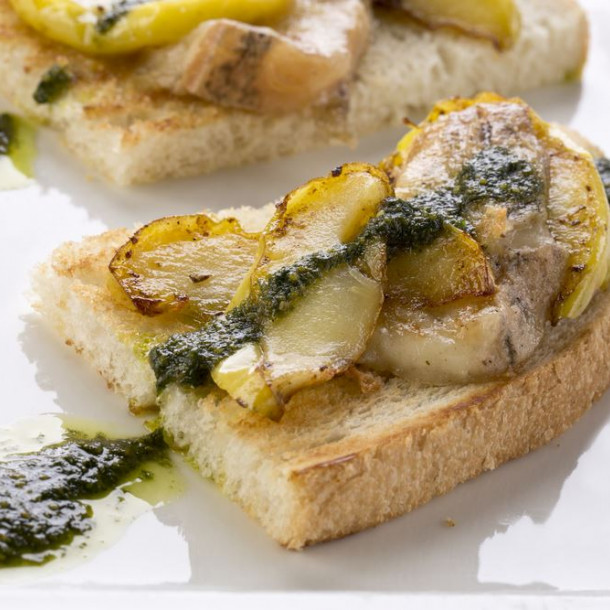 Tartine poire-maroilles