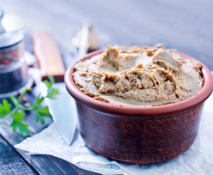 Terrine de poulet aux asperges