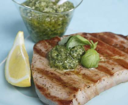 Thon rôti au pesto frais