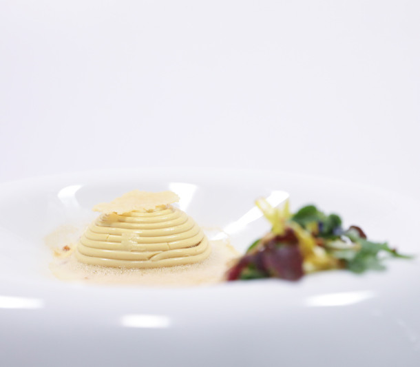 Timbale de spaghetti aux saveurs de sarrasin et champignons des bois