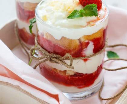 Tiramisu aux fraises et à la menthe